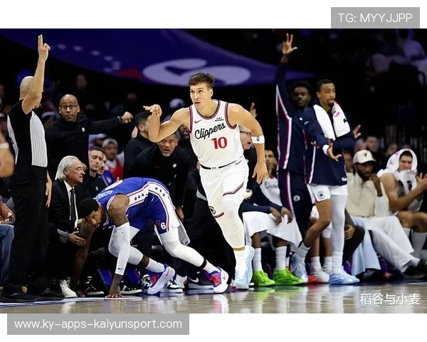 快船博格丹最佳一战，球队群星合力显现希望曙光