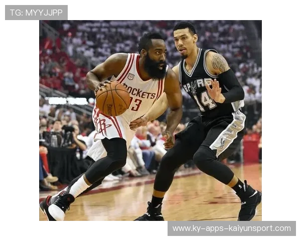 乌加特拦截对手传球路线